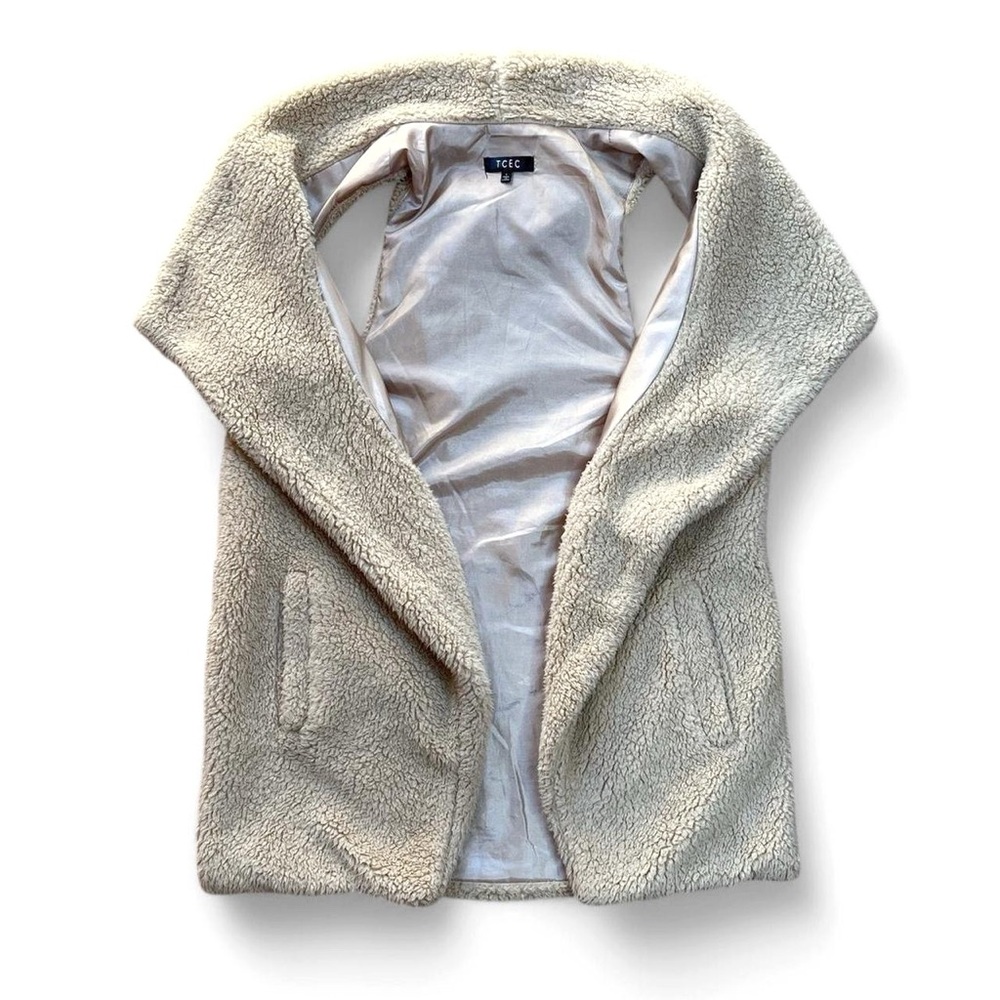 Cozy Beige Sherpa Vest